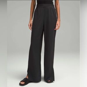 Lululemon Stretch Woven Wide-Leg High-Rise Pant
